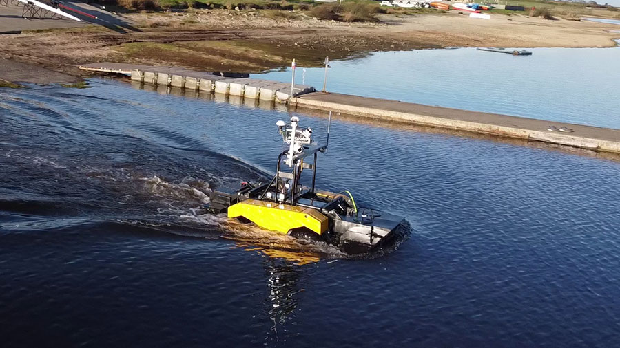 An image highlighting the use of robotics in maritime operations, demonstrating the increasing automation of marine tasks